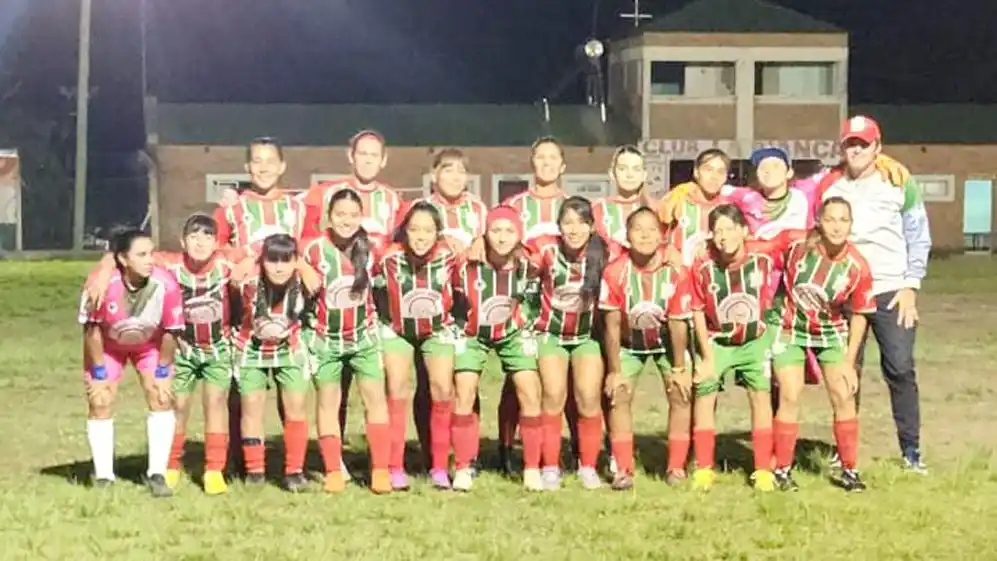 Triunfos de Santa María y Constitución en la 16 del Femenino de Fútbol
