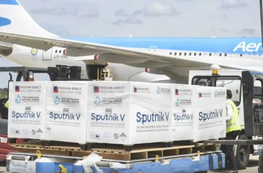 Llegaron a la Argentina las 220 mil dosis de la vacuna rusa contra el coronavirus