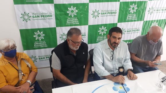 Presentan cerveza artesanal local en conmemoración de los 40 años de Malvinas