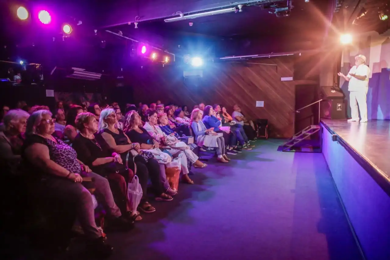 La programación anunciada incluye ciclos de cine, espectáculos musicales, propuestas teatrales y talleres.