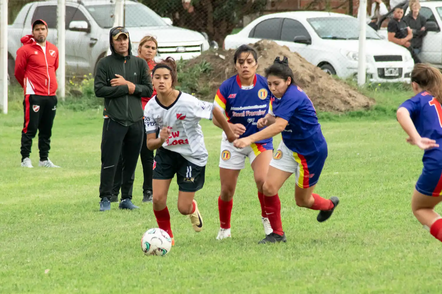 El Oficial de Fútbol femenino completó su fecha de forma parcial