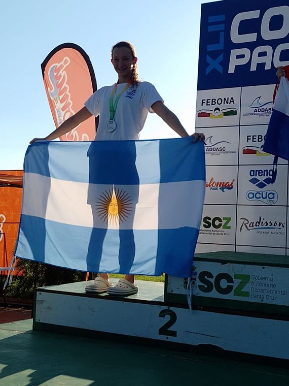 Monteavaro aportó para el título de la natación argentina