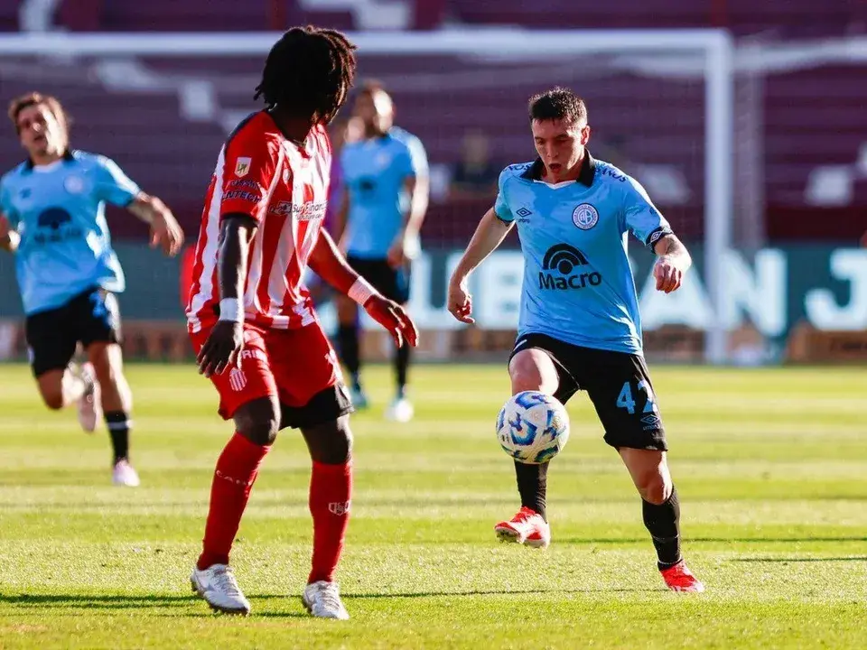 A las 15:30 , el Pirata visita a Barracas.