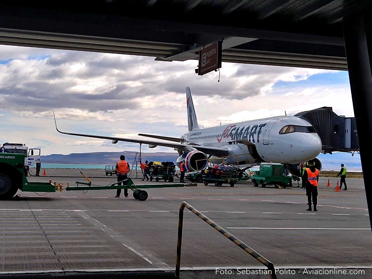 A320 LV-IVO de JetSMART en el aeropuerto de El Calafate