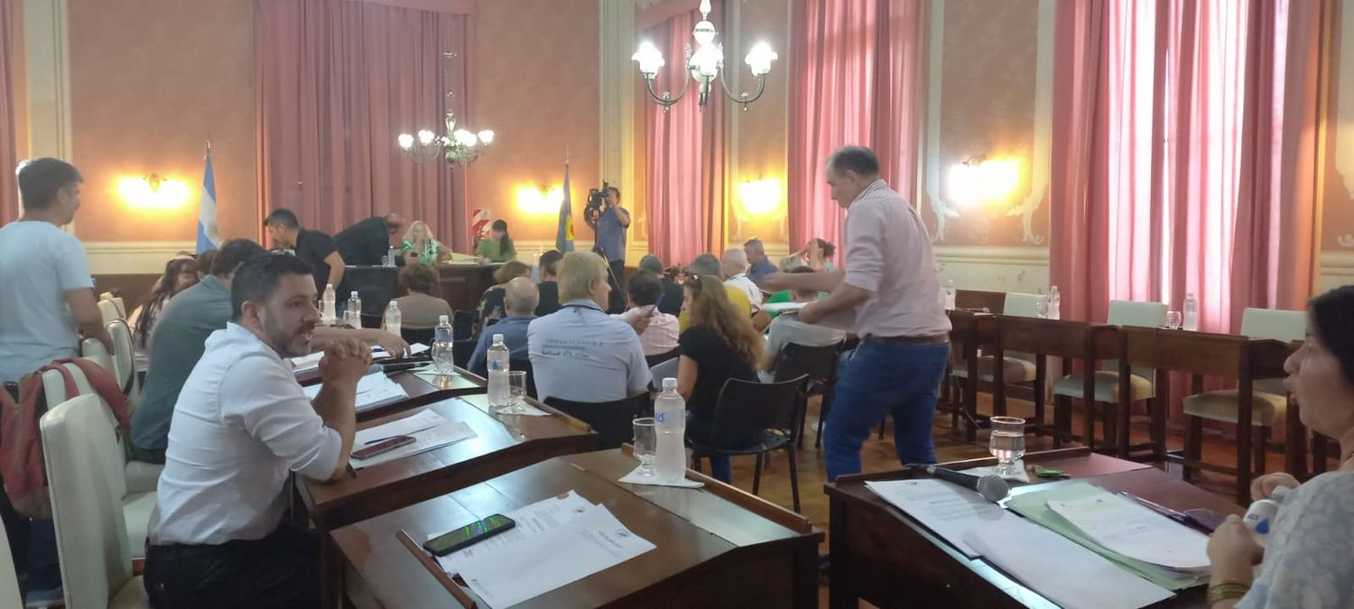 Asamblea de Mayores Contribuyentes: votan el aumento de tasas