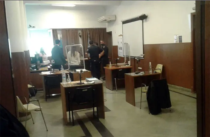 Entre idas y vueltas, el juicio a los policías fue otra vez aplazado