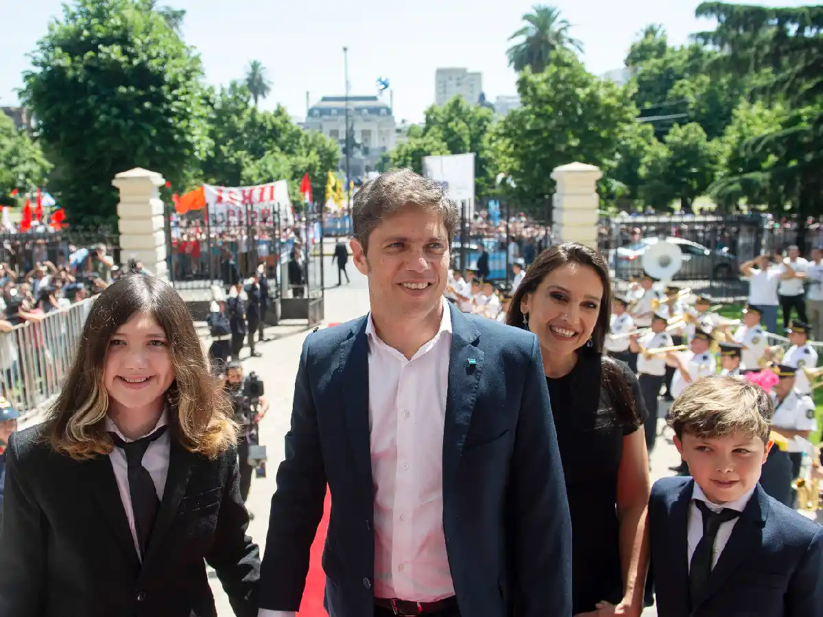 León Kicillof se robó la atención en la asunción de su papá