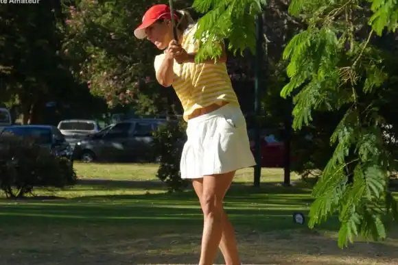 Se jugó el Apertura de Golf en el  Jockey Club