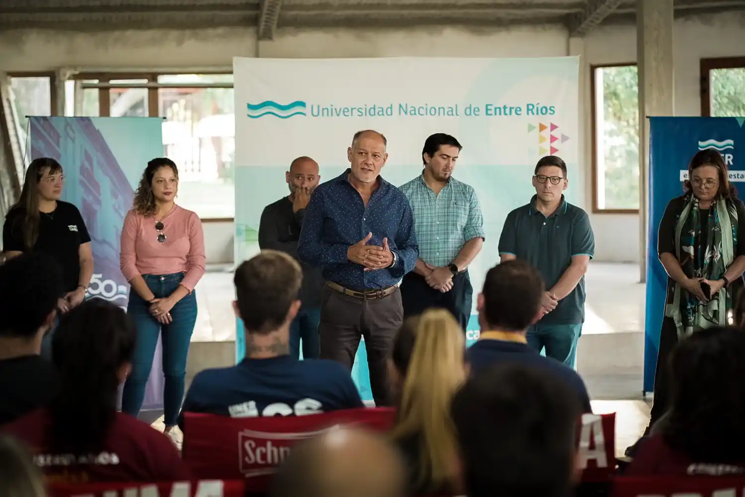 “Priorizamos a nuestros jóvenes, sus miradas y necesidades”, indicó Sabella