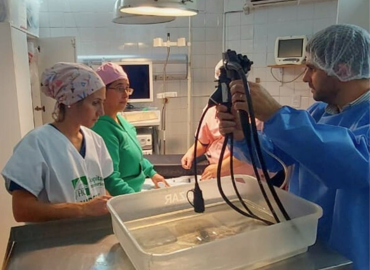 El Hospital Centenario resaltó la labor de los instrumentadores quirúrgicos en su día