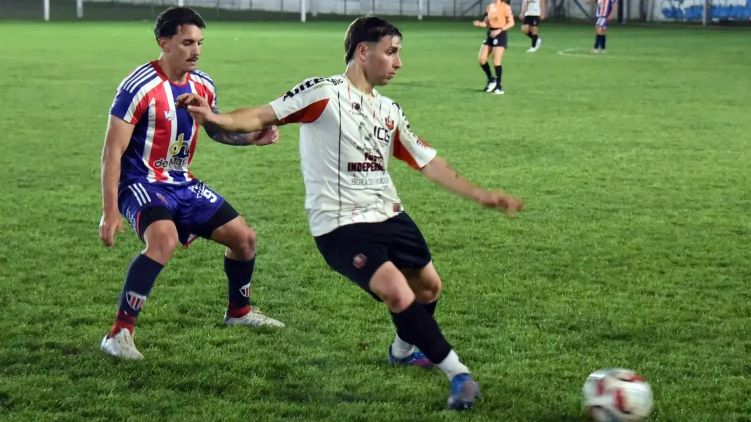 Beltrán (Ferro) y Unchalo (Independiente).