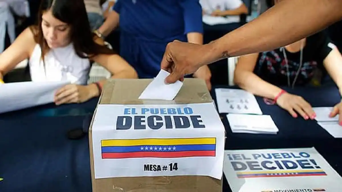 ¿Y CÓMO LO HARÁN? «Recuperar la confianza en el voto», lo que pretende la comisión de primarias