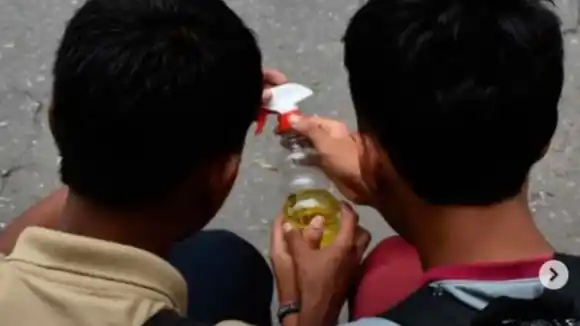 Ministro Héctor Rodríguez alerta a la comunidad educativa y CONFIRMA LA MUERTE DE DOS MENORES por retos virales (COMUNICADO)