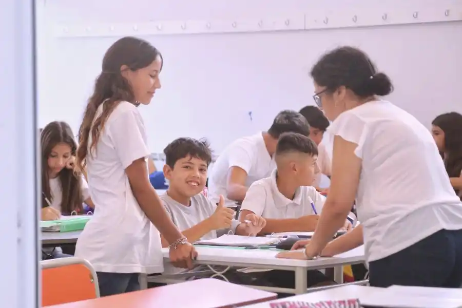 Con una inversión superior a 600 millones de pesos, la Provincia recupera el servicio de gas en todas las escuelas santafesinas