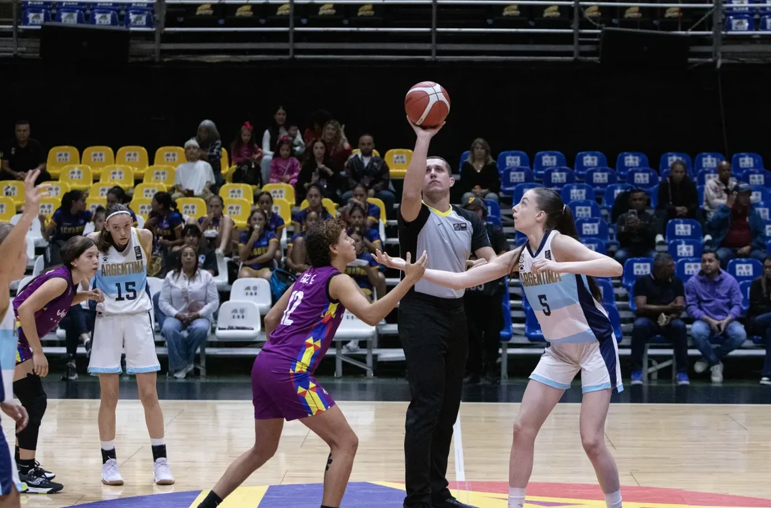 Argentina no pudo ante las locales e irán por el tercer puesto, última chance de jugar la AmeriCup.