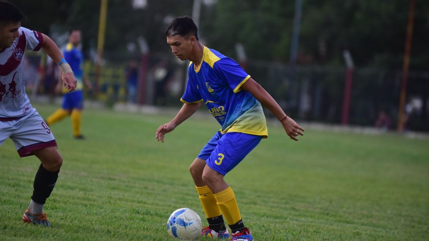 El "Quintero" recibe a Crecer.
