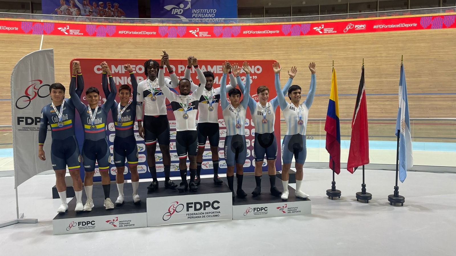 Iñaki se subió al podio en Perú