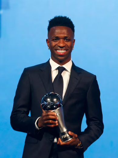 Vinicius Junior, el nuevo rey del salario 2024 en el Real Madrid tras ganar el premio The Best