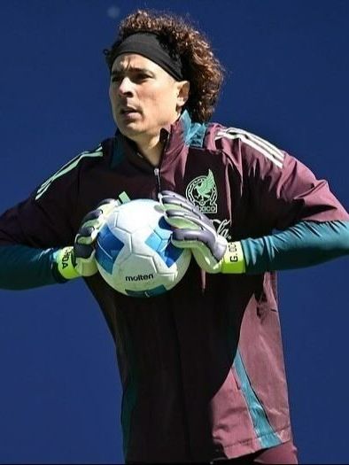 Jaime Lozano revela la ausencia de Memo Ochoa: ¡Descubre el motivo!