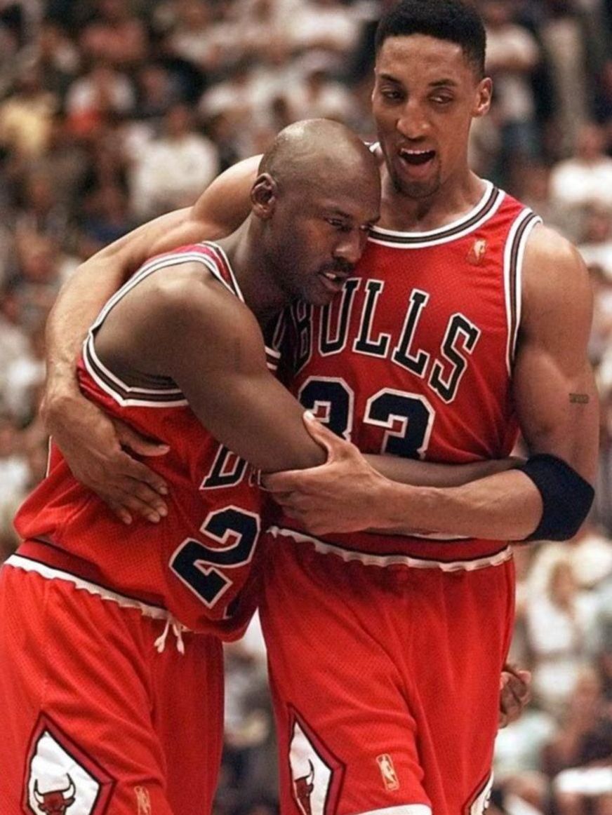 Scottie Pippen se embarca en una gira para criticar a Michael Jordan