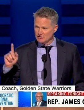 La burla de Steve Kerr a Donald Trump, a “modo Steph Curry”