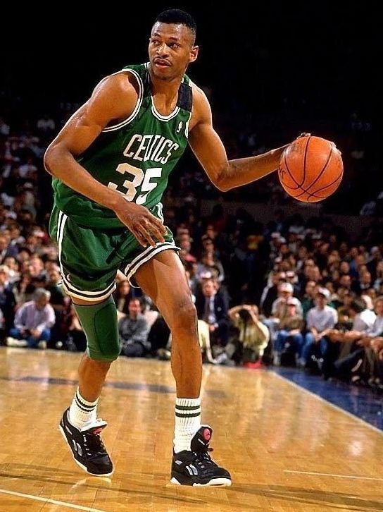 NBA: Reggie Lewis, el jugador que murió por un diagnóstico erróneo