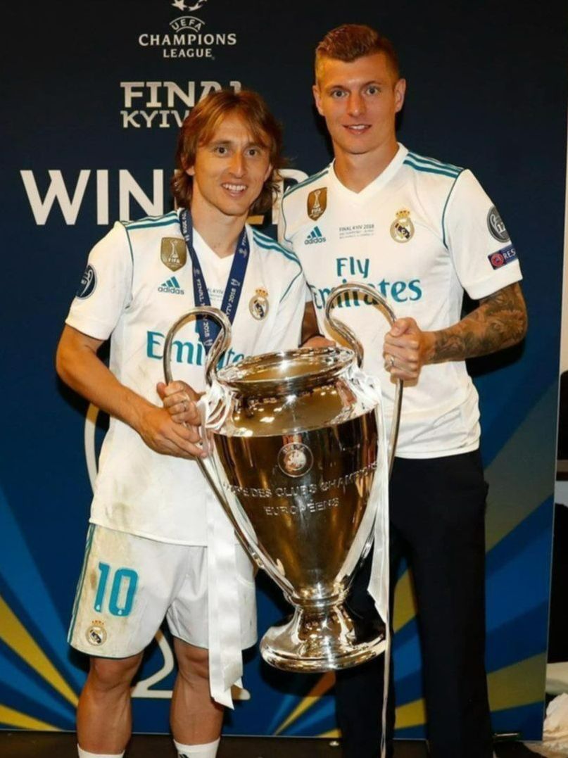 Emotivo adiós de Toni Kroos: Luka Modric le rinde homenaje