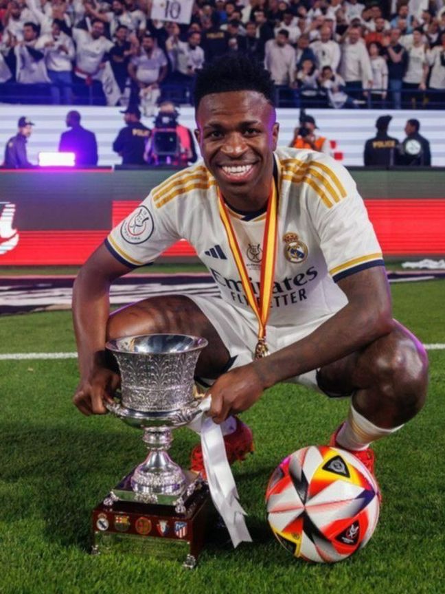 Así fue el provocativo gesto de Vinicius Jr. hacia el banco del FC Barcelona