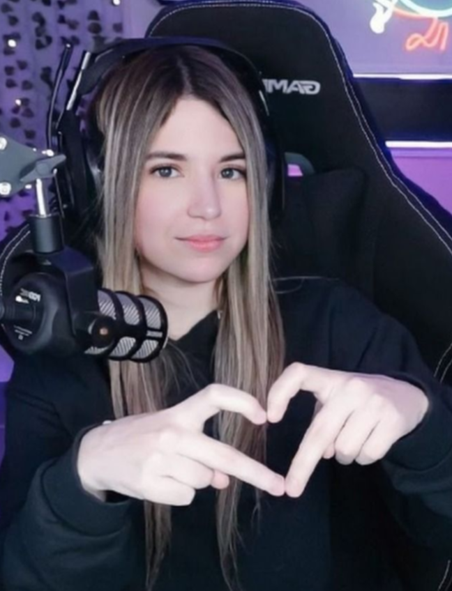 Quién es la streamer mexicana que llamó la atención de Piqué