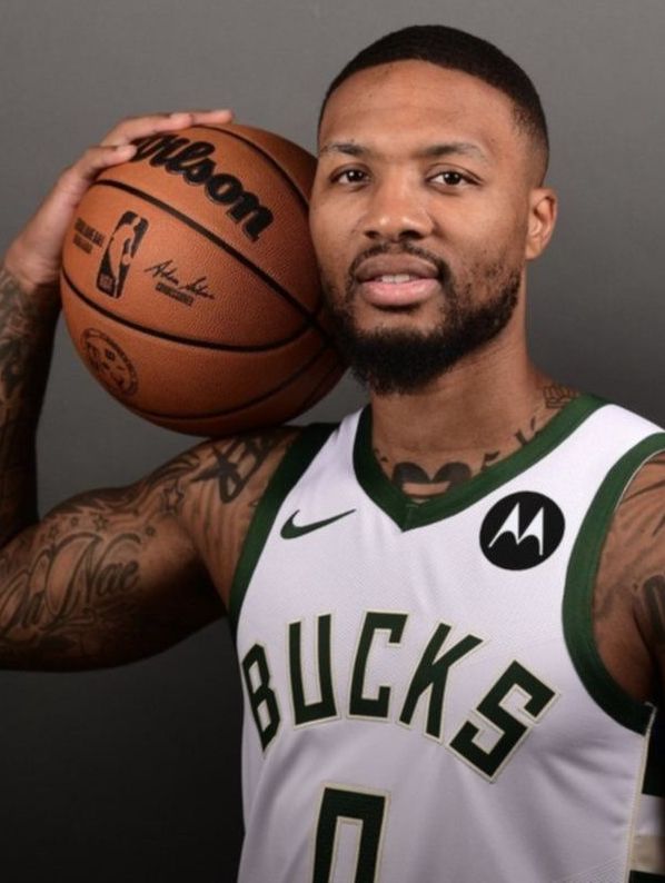 Este es el motivo por el cual la estrella de los Bucks, Damian Lillard, se divorcia de su esposa