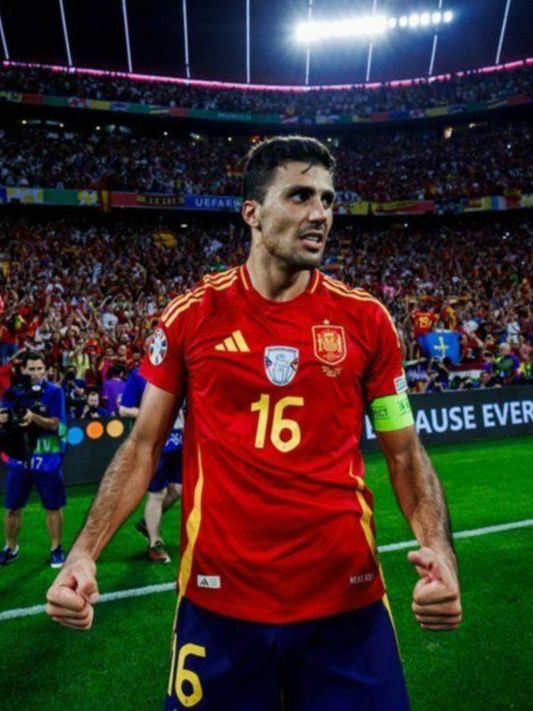 ¿Euro 2024 más difícil que Mundial 2010? Rodri enciende la polémica con su declaración