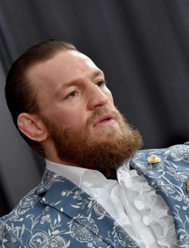 Conor McGregor sorprende a su hijo en un épico cumpleaños con regalo de leyenda NBA