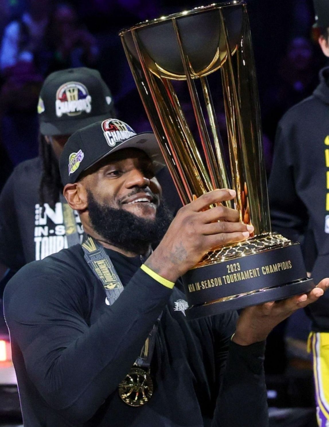 LeBron James quiere comprar una franquicia de NBA: ¿tiene el dinero?