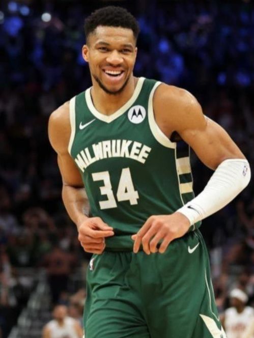 El primero en la historia de la NBA: el récord de Giannis Antetokounmpo