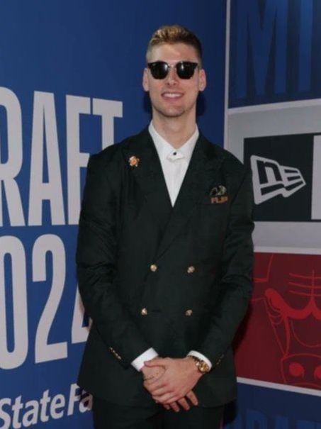 La estrella del Draft de la NBA que nadie eligió por su polémico noviazgo