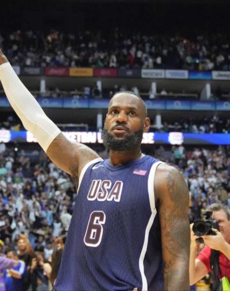 Video: LeBron James volvió a salvar a Estados Unidos de un escándalo