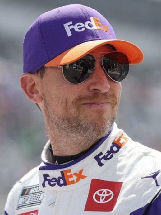 Denny Hamlin critica a fanáticos de NASCAR