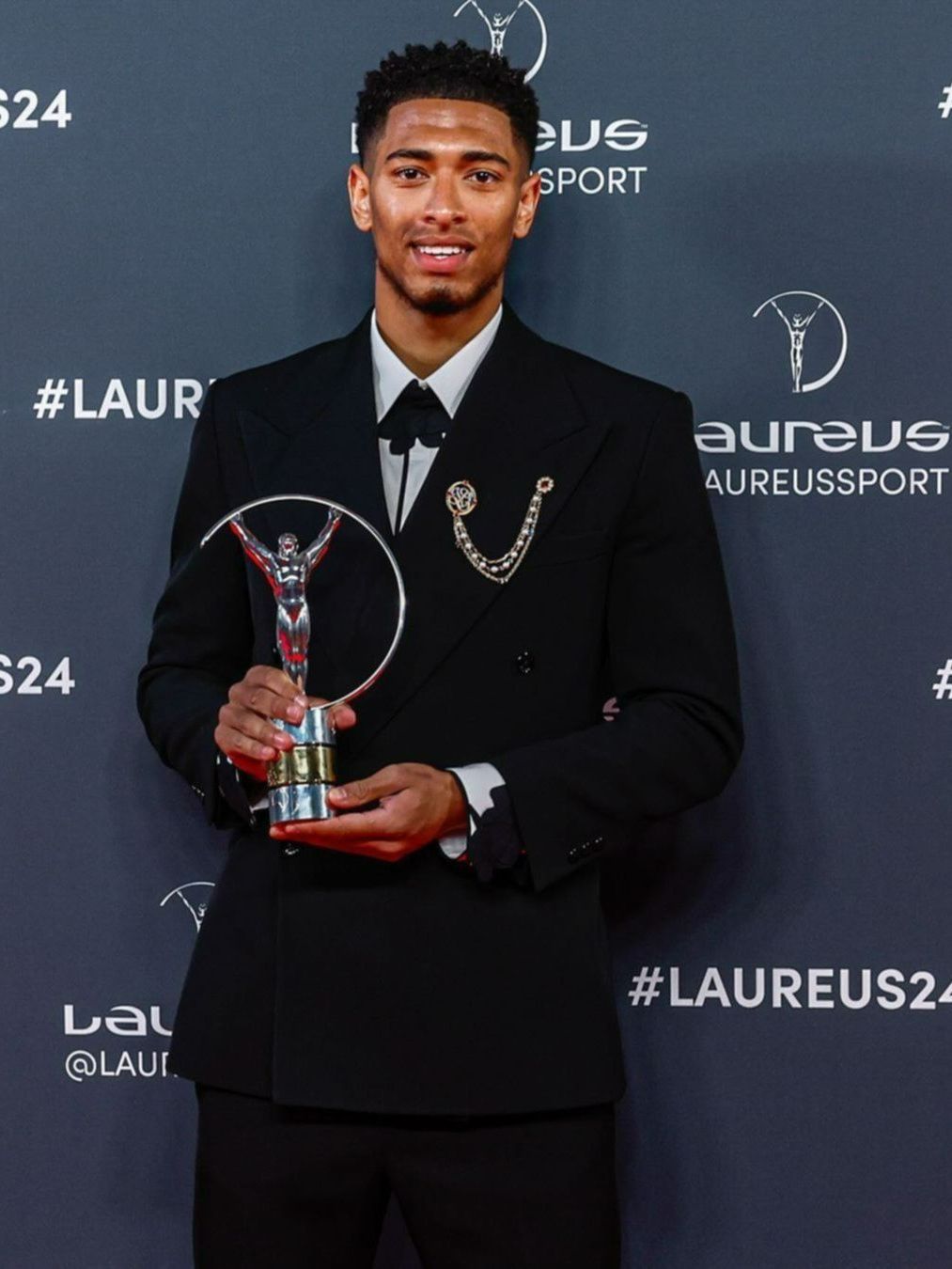 En lo más alto del mundo: Jude Bellingham y un nuevo premio como jugador del Real Madrid