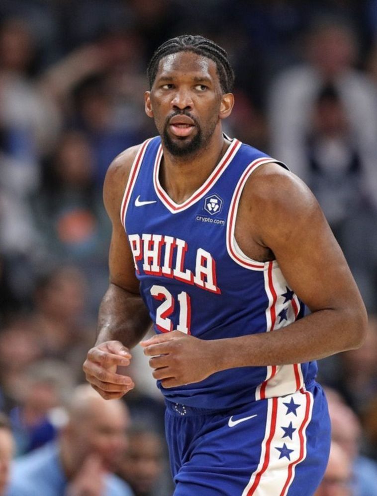 Joel Embiid, investigado por agredir a un periodista