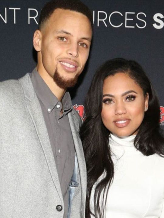 La foto de la esposa de Stephen Curry que sirvió como revelación