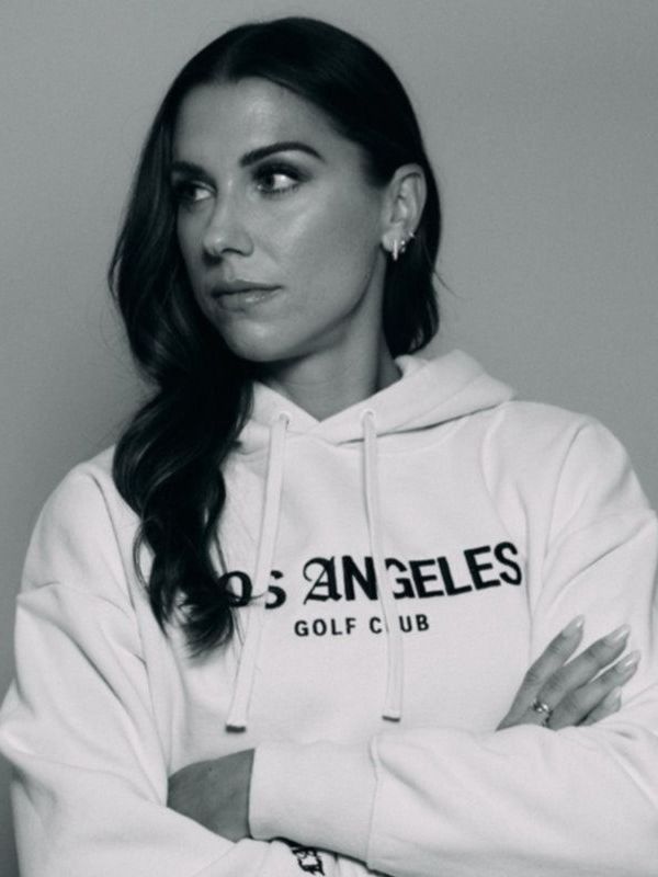 Alex Morgan se convirtió en inversionista de la liga de Golf de Tiger Woods