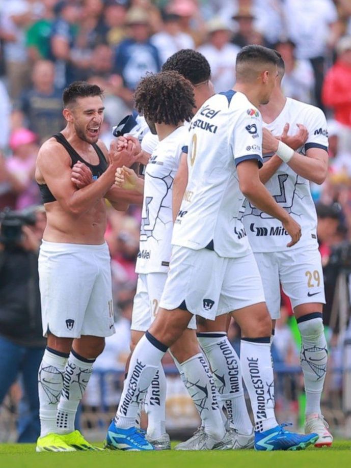 ¡Histórico! así hizo su debut el VAR público en la Liga Mx con un árbitro explicándole sus fallos a la afición