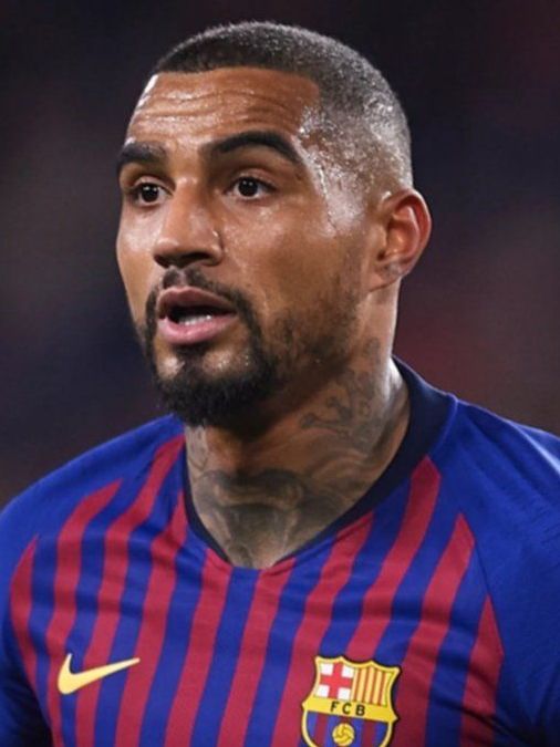 Boateng y una mentira para poder vestir la camiseta de Barcelona