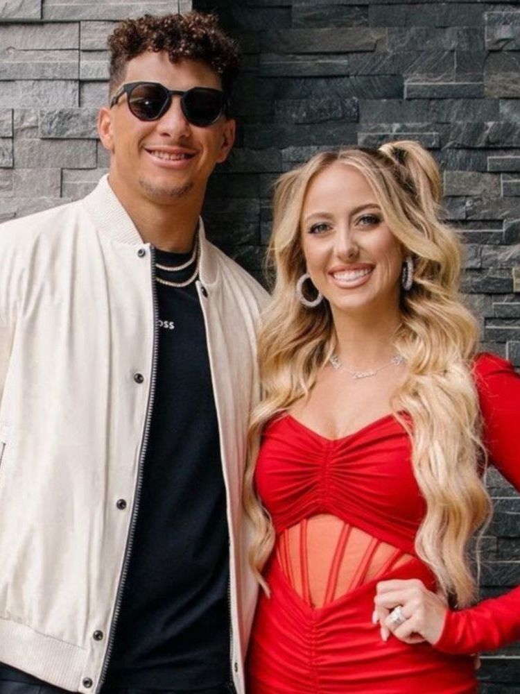 El deslumbrante cambio de look de Brittany Mahomes en la gala benéfica de su esposo