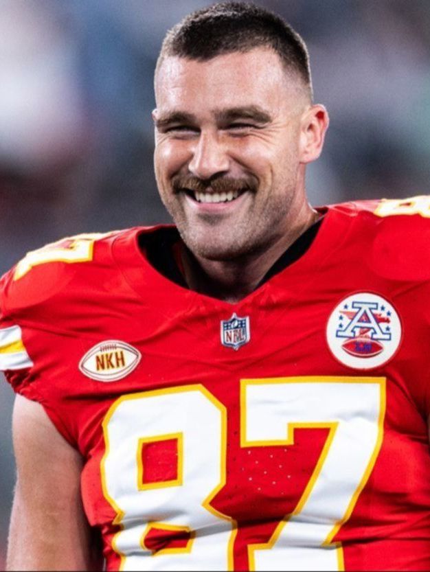 Travis Kelce, Brittany y Patrick Mahomes se unieron para animar a Kansas City Current