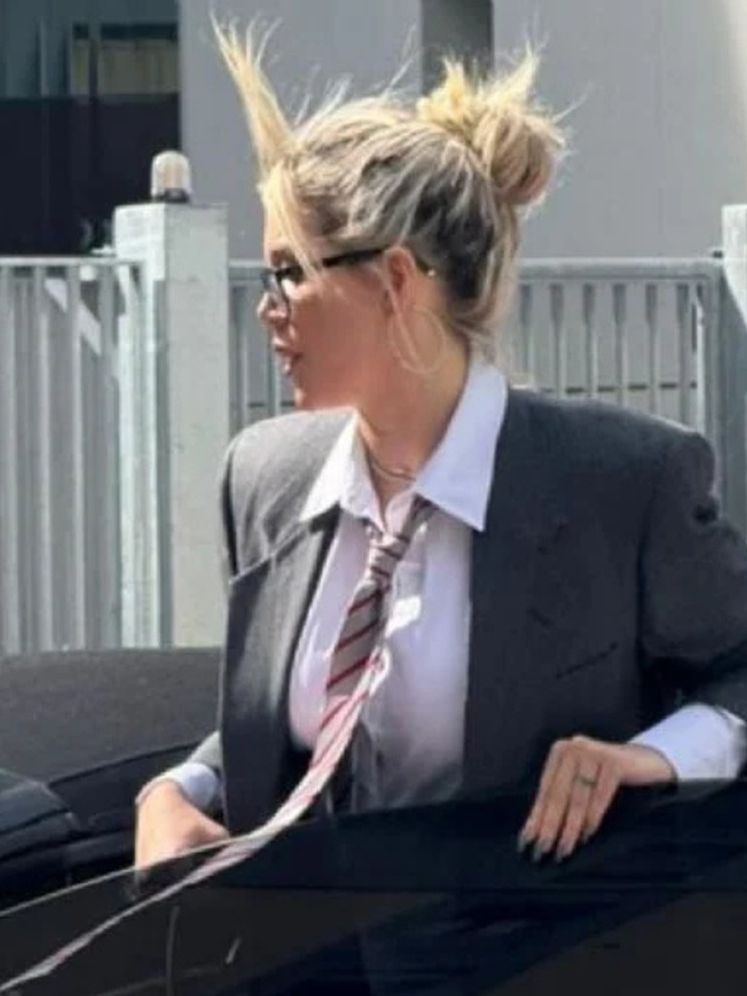 Wanda Nara llegó a la audiencia contra Mauro Icardi en un deportivo rosa de lujo