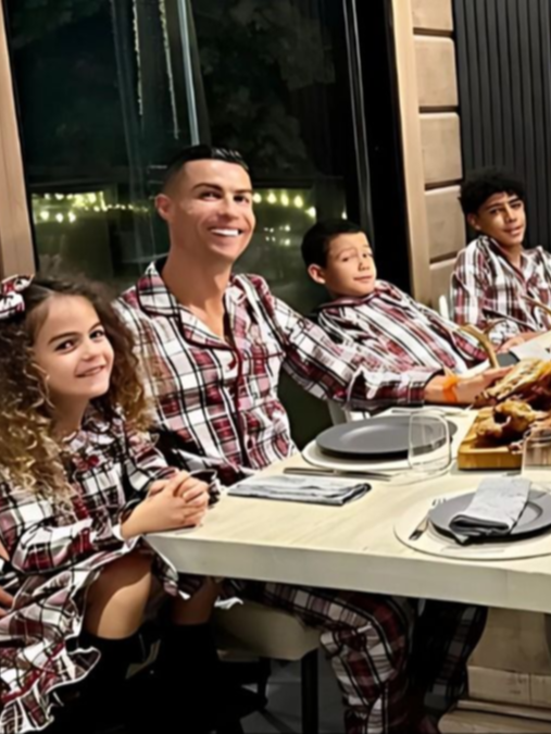 Cristiano Ronaldo celebró la Navidad en el Polo Norte junto a Georgina Rodríguez y sus hijos