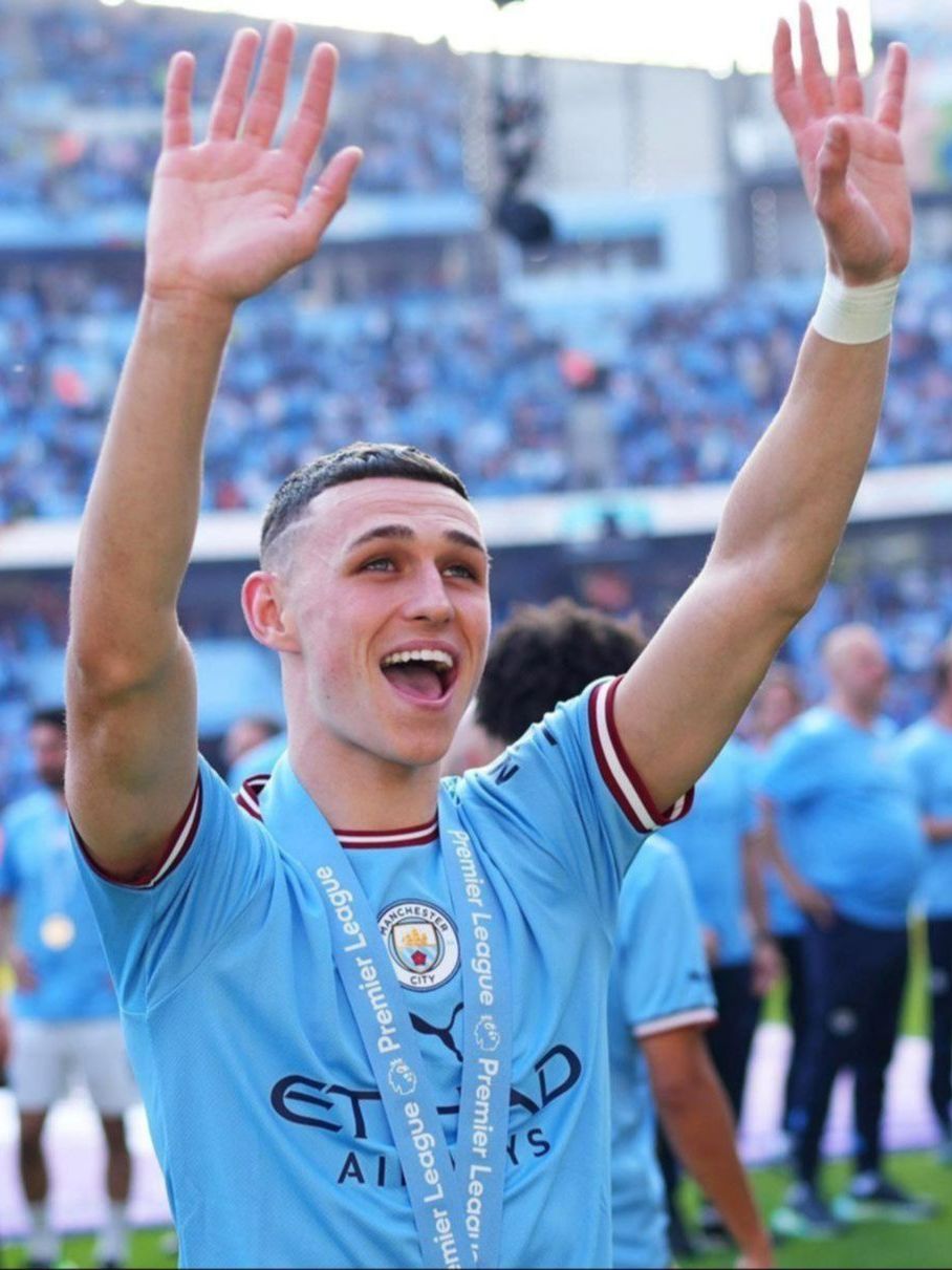 Pep Guardiola se rinde ante los pies de Phil Foden: esto dijo el español