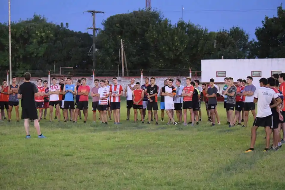 Juan Francisco Pereyra se sumó a Central Larroque