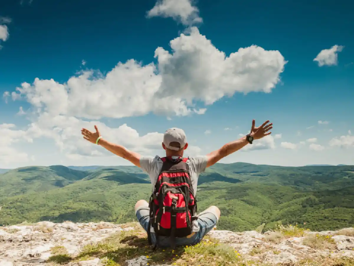 Amor o viajes: ¿qué prefiere la comunidad viajera? 